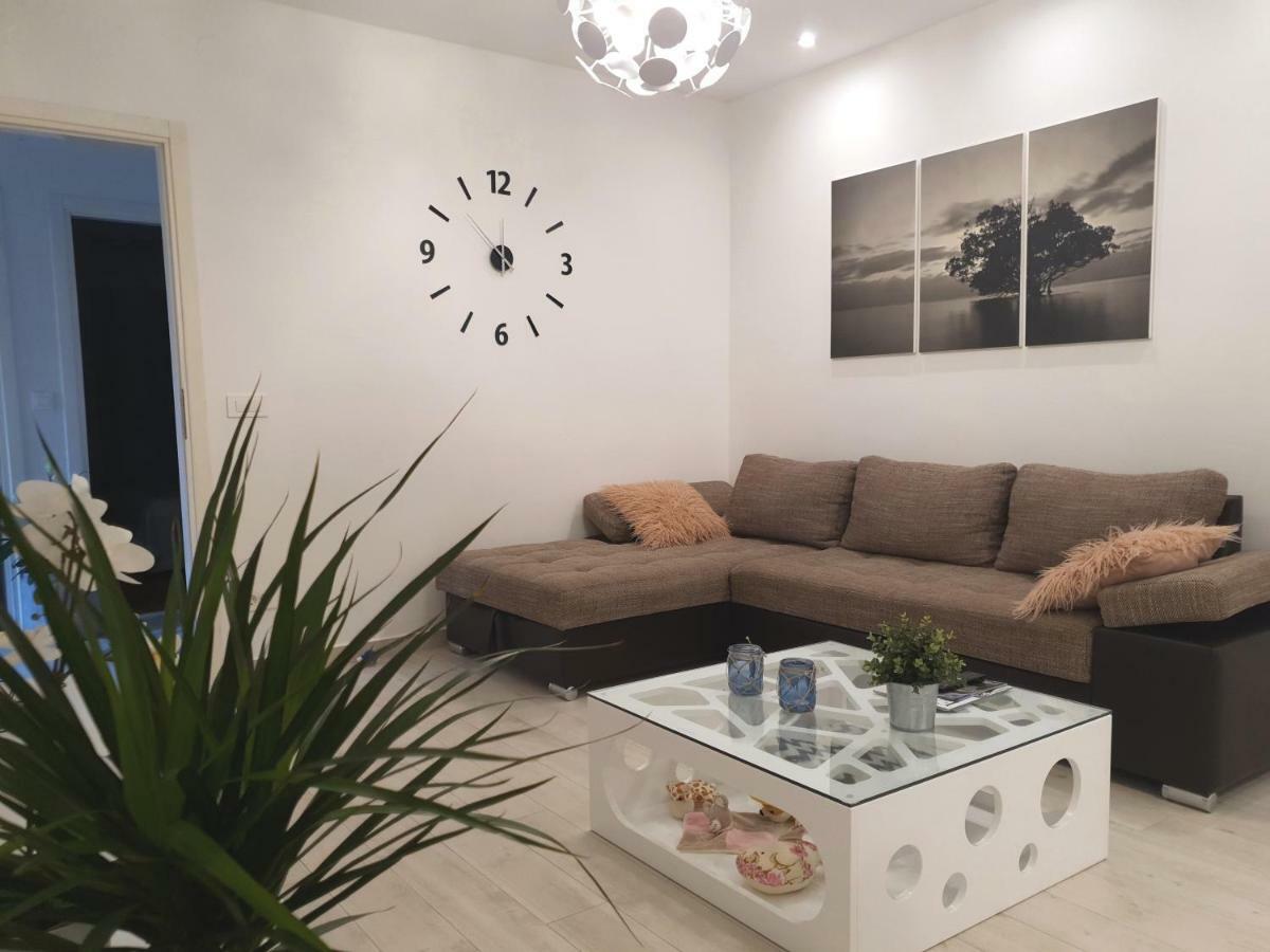 Gulin Apartments Vodice Exterior photo